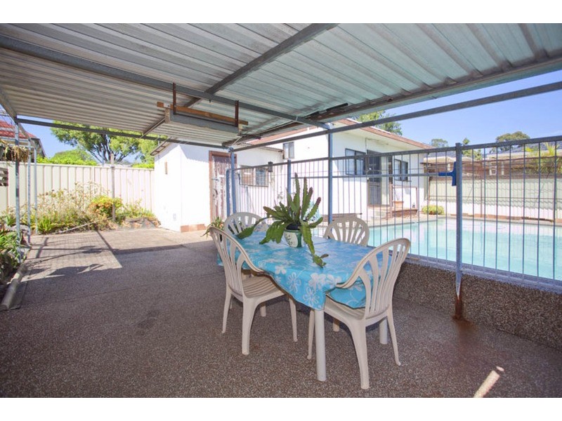 4 Lesley Avenue, Revesby NSW 2212