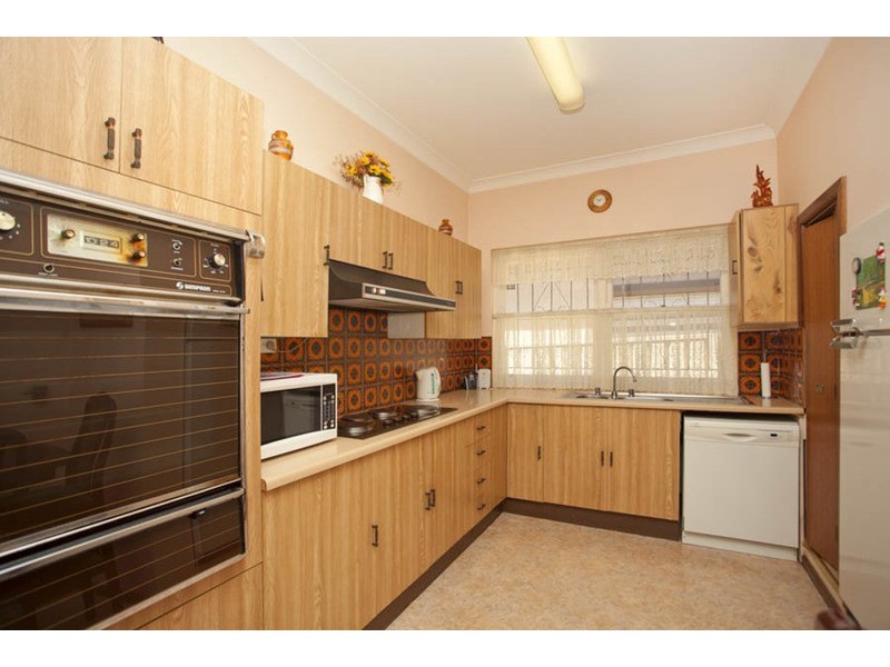 4 Lesley Avenue, Revesby NSW 2212