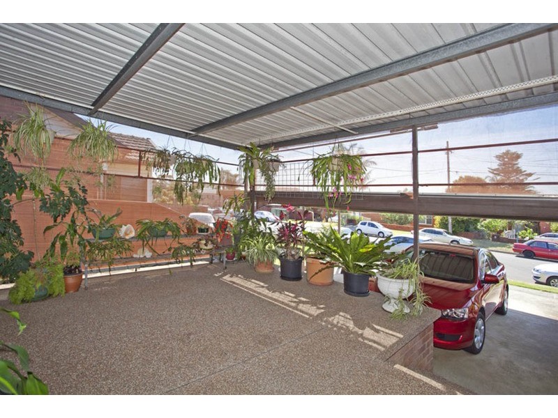 4 Lesley Avenue, Revesby NSW 2212