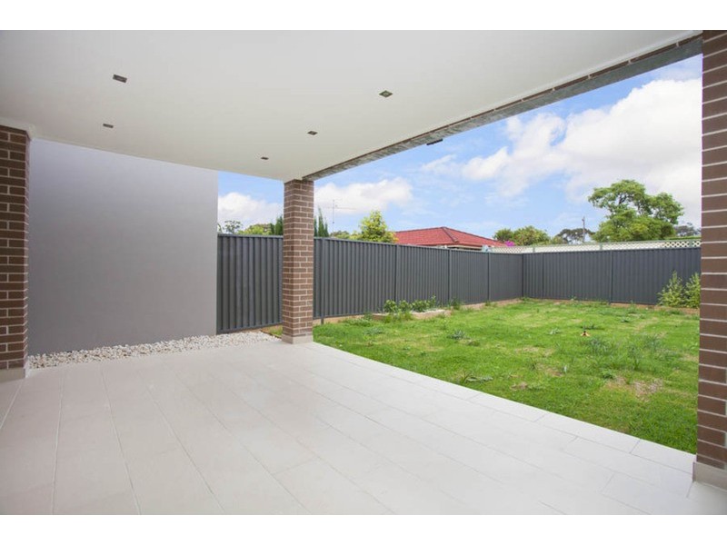 17A Parkview Avenue, Picnic Point NSW 2213