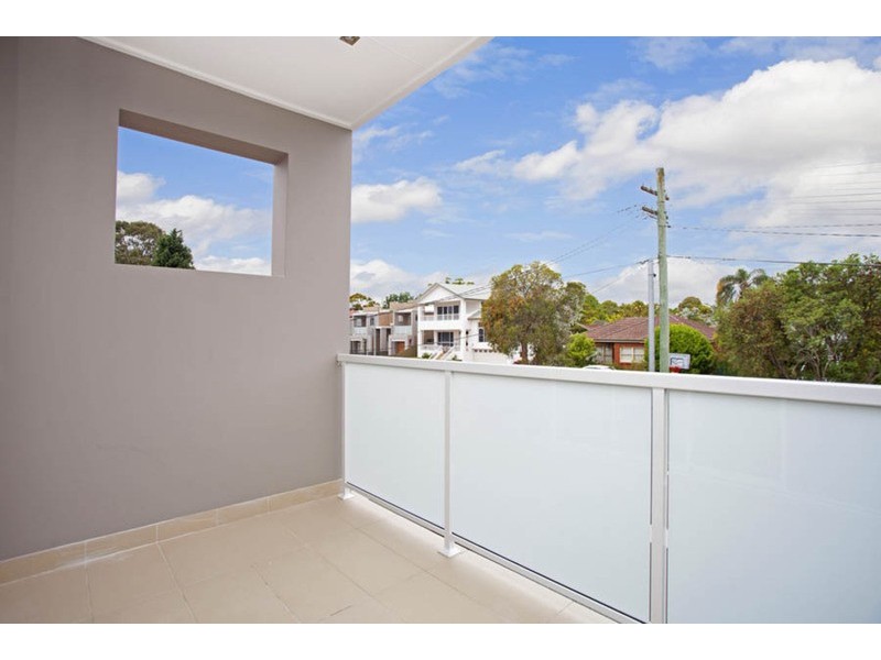 17A Parkview Avenue, Picnic Point NSW 2213