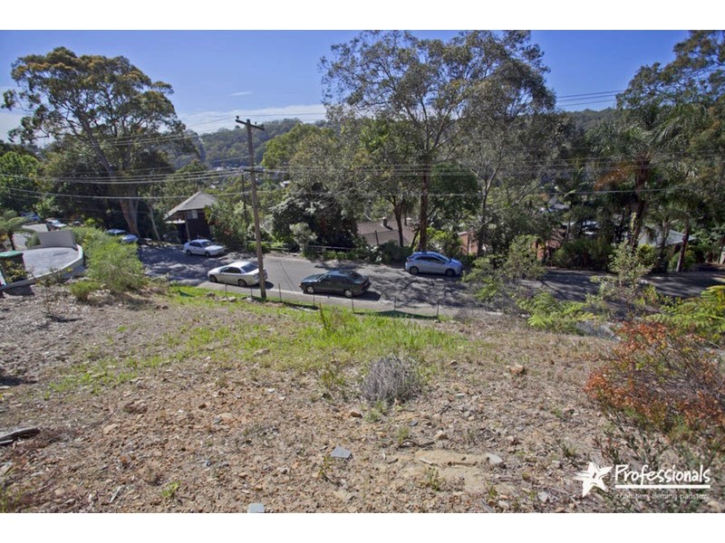 99 Prices Circuit, Woronora NSW 2232