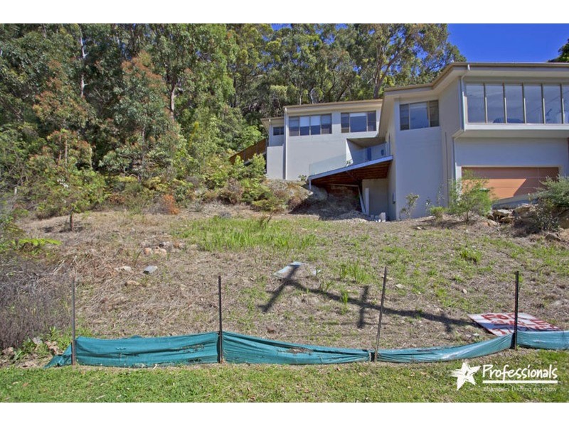 99 Prices Circuit, Woronora NSW 2232