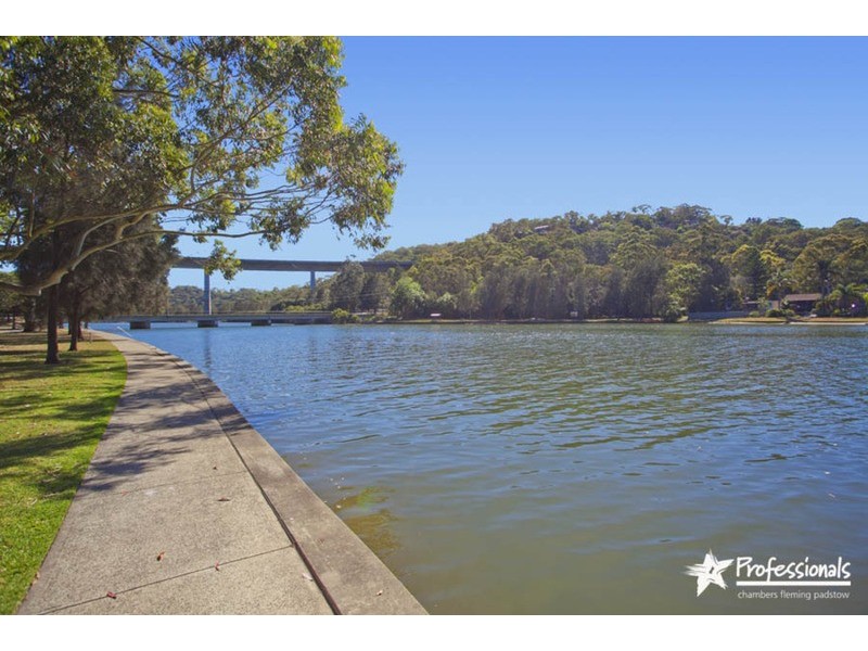 99 Prices Circuit, Woronora NSW 2232