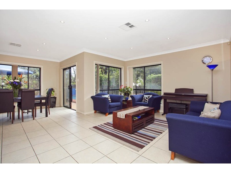 52 Kennedy Street, Picnic Point NSW 2213