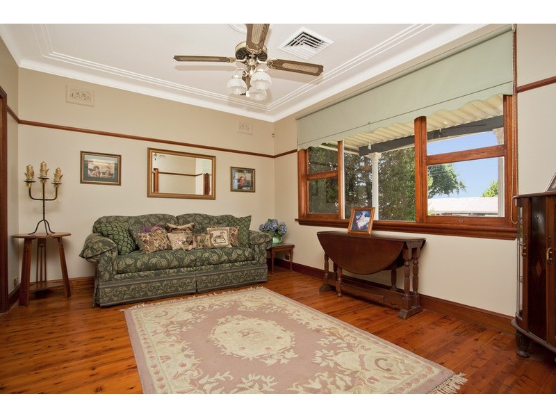 14 Nichols Avenue, Revesby NSW 2212