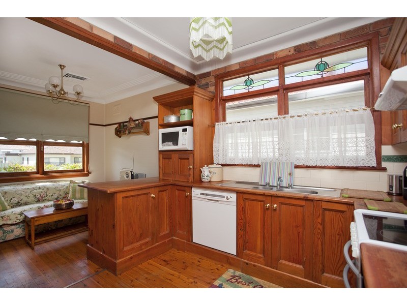 14 Nichols Avenue, Revesby NSW 2212