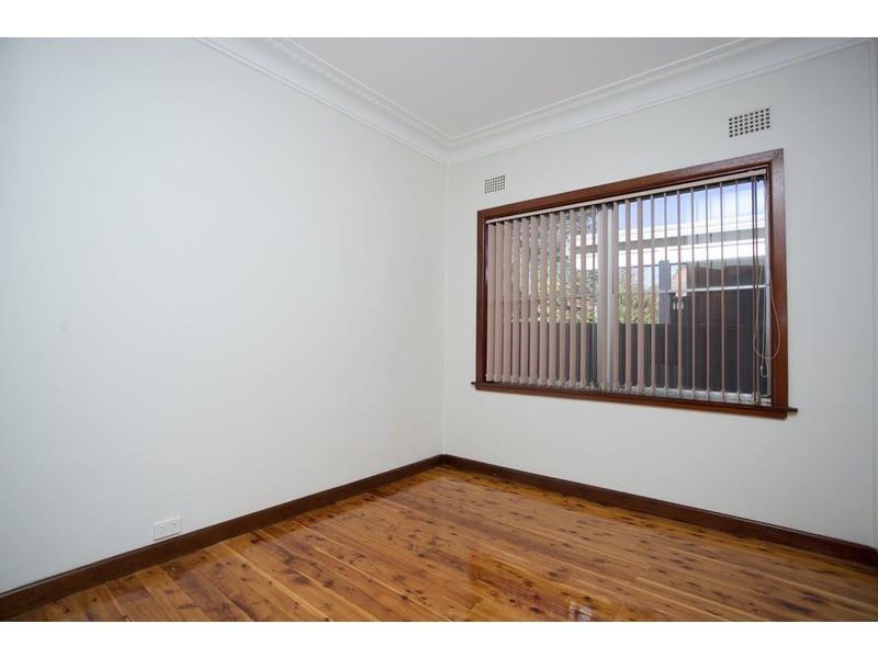 44 Picnic Point Road, Panania NSW 2213