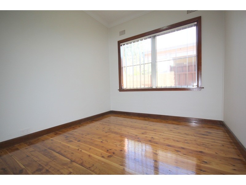 44 Picnic Point Road, Panania NSW 2213