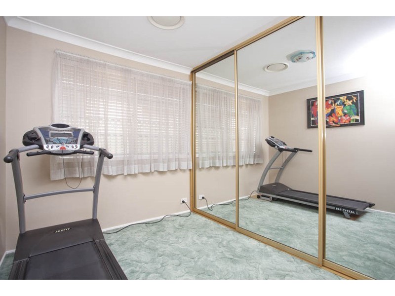 25 Ingram Avenue, Milperra NSW 2214