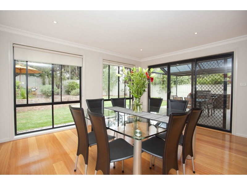 25 Kathleen Parade, Picnic Point NSW 2213