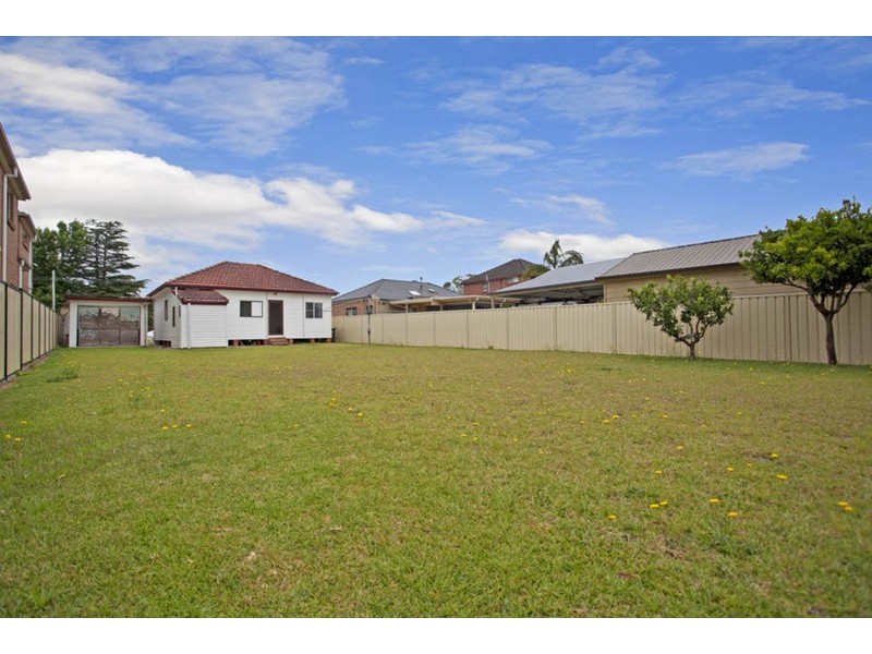 10 Nella Street, Padstow NSW 2211