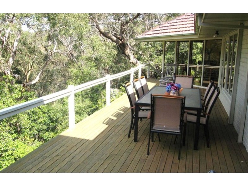 914A Henry Lawson Drive, Picnic Point NSW 2213