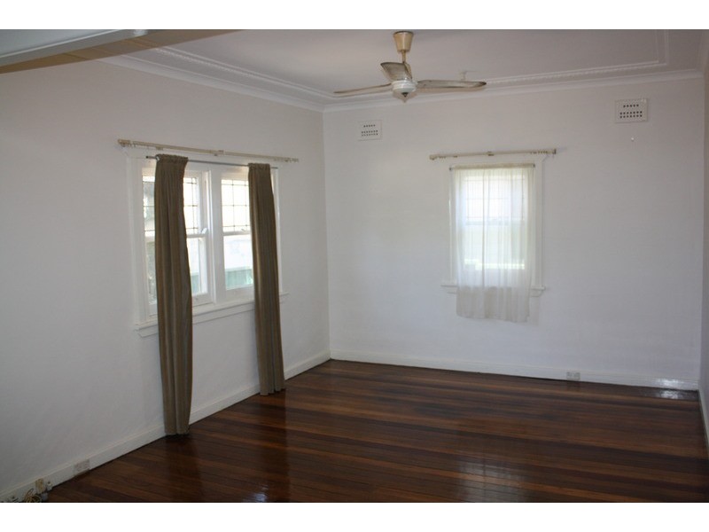 184 Marco Avenue, Panania NSW 2213