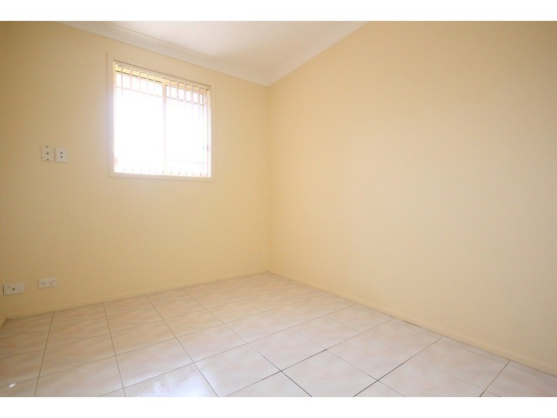25 Hodgkinson Crescent, Panania NSW 2213