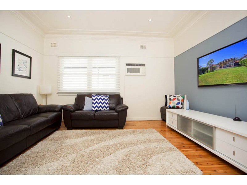 8  Bransgrove  Road, Revesby NSW 2212