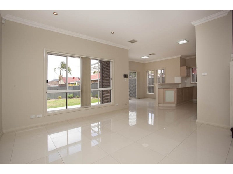 1A Rosebank Avenue, Panania NSW 2213