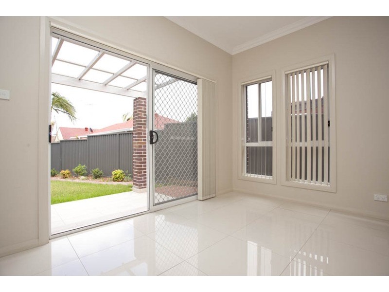 1A Rosebank Avenue, Panania NSW 2213