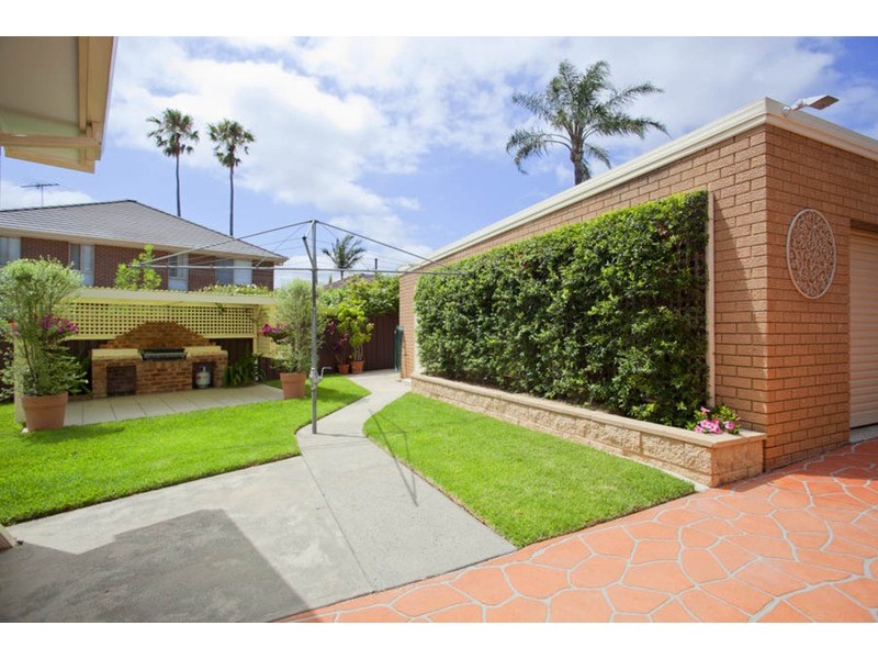 44 Ruthven Avenue, Milperra NSW 2214