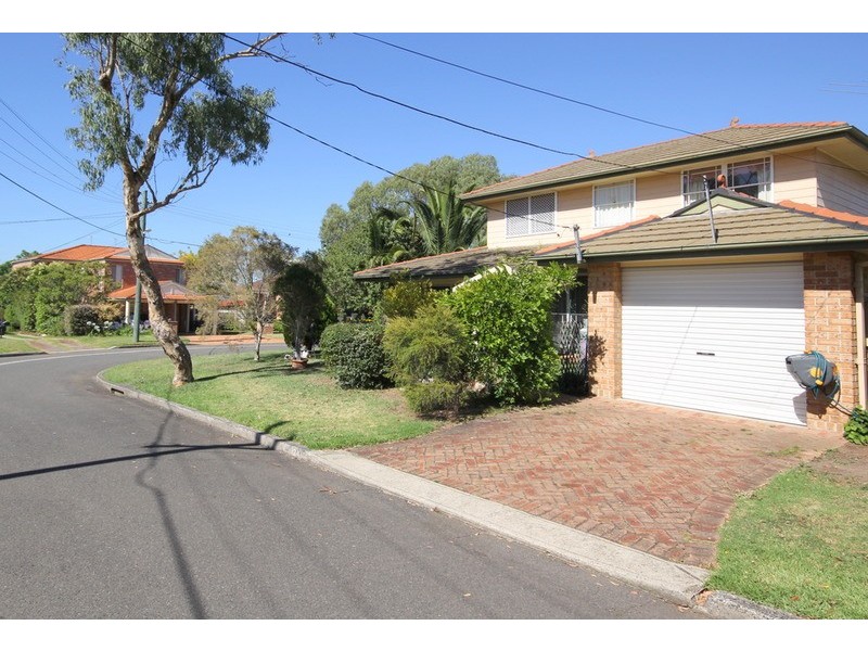 2 Lock Avenue, Padstow NSW 2211