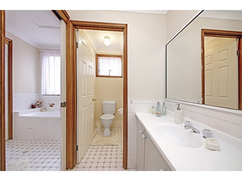 90 Howard Road, Padstow NSW 2211