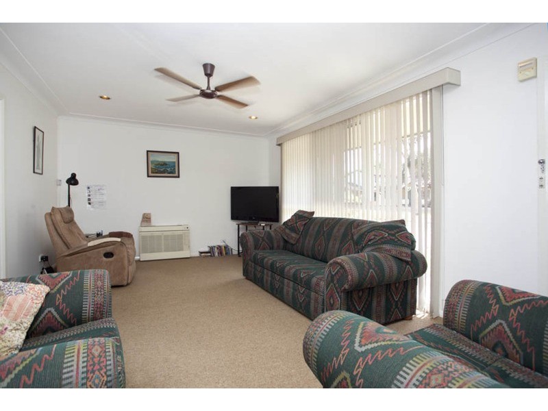 6 Windermere Crescent, Panania NSW 2213