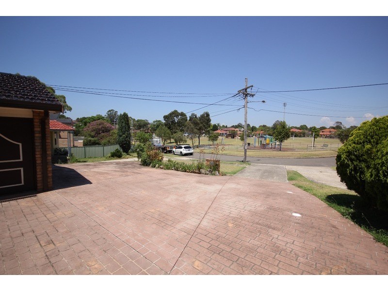 41 Astley Avenue, Padstow NSW 2211