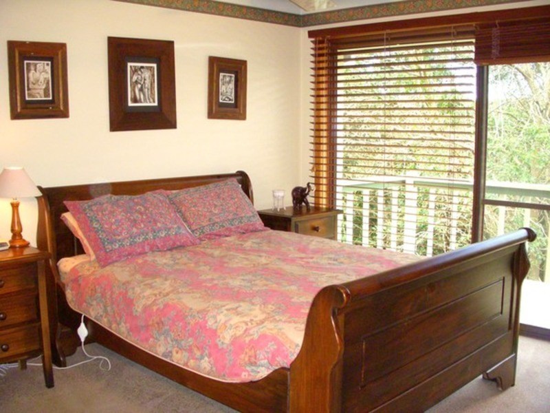 914A Henry Lawson Drive, Picnic Point NSW 2213