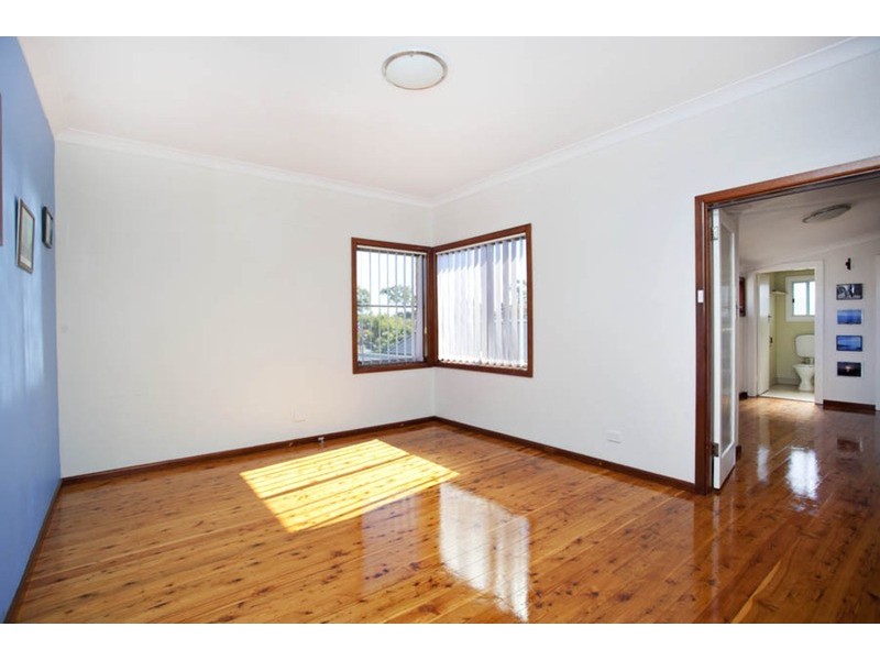 44 Picnic Point Road, Panania NSW 2213