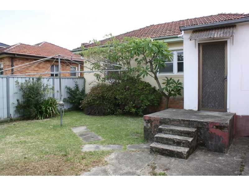 151A The River Road, Revesby NSW 2212