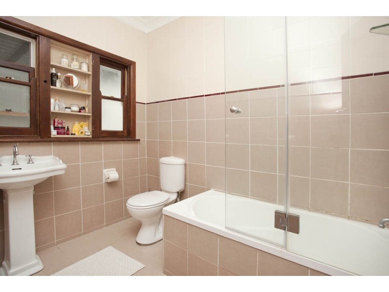 22 Rivenoak Avenue, Padstow NSW 2211