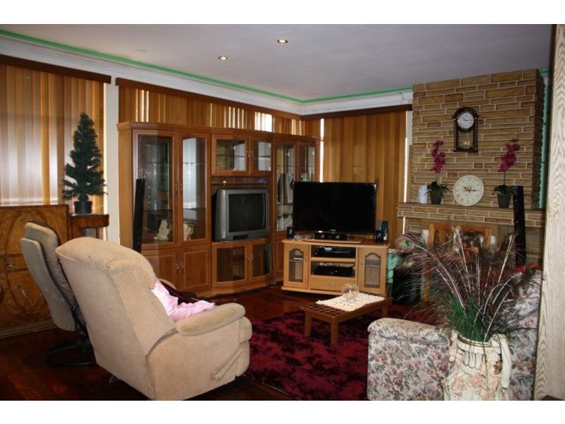 109 Picnic Point Road, Picnic Point NSW 2213