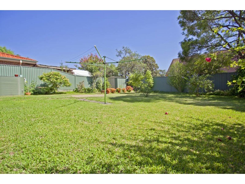 9 Stretham Avenue, Picnic Point NSW 2213