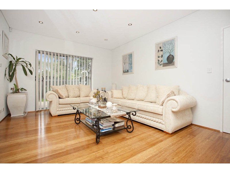 55 Uranus Road, Revesby NSW 2212