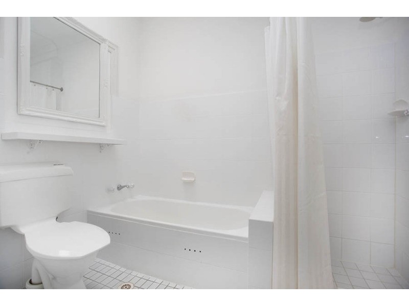 8 Claverdon Avenue, Picnic Point NSW 2213