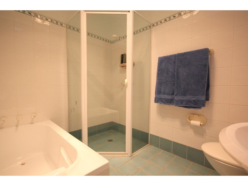 11 Tyalgum Avenue, Panania NSW 2213