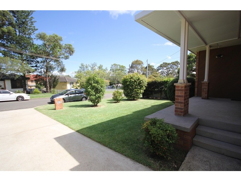 11 Tyalgum Avenue, Panania NSW 2213