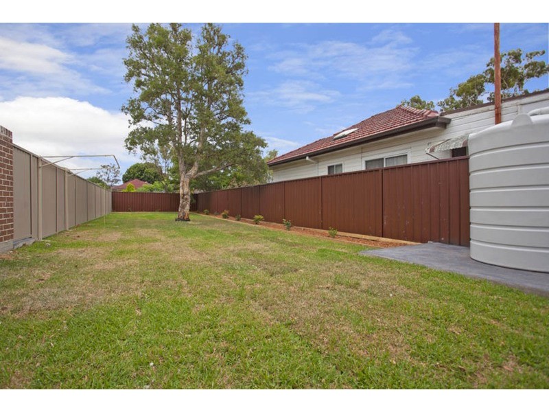 6 Lester Road, Revesby NSW 2212