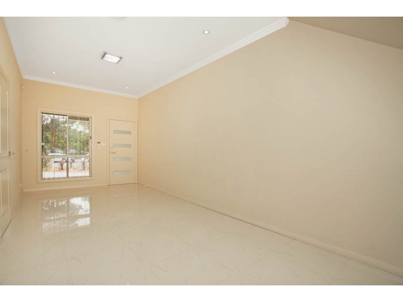 6 Lester Road, Revesby NSW 2212