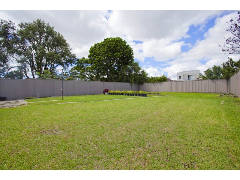 11 Parmal Avenue, Padstow NSW 2211