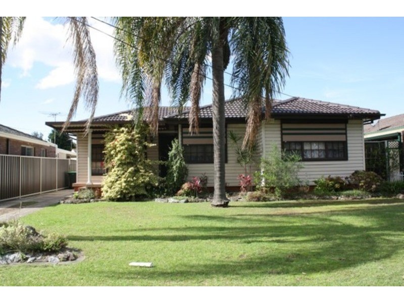 35 Fromelles Avenue, Milperra NSW 2214