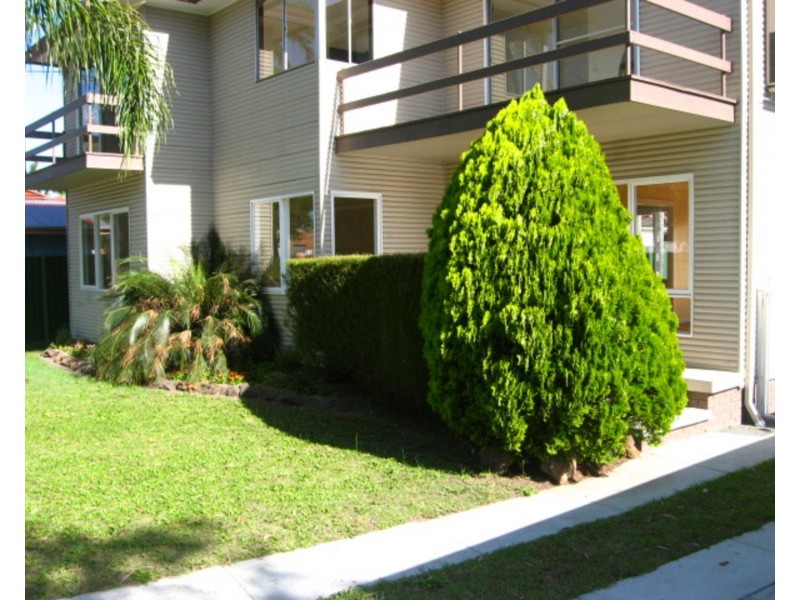 1/32 Bullecourt Avenue, Milperra NSW 2214