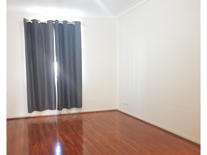 24a Maclaurin Avenue, East Hills NSW 2213