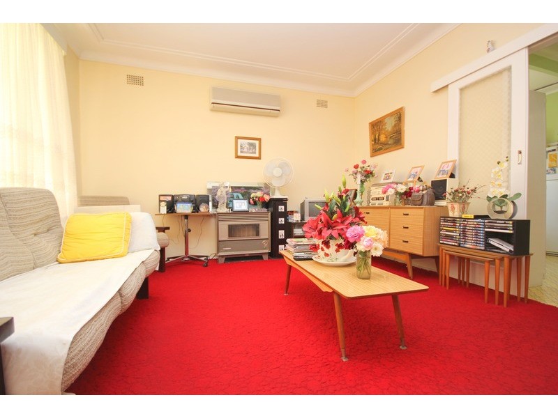 18 Greenway Parade, Revesby NSW 2212