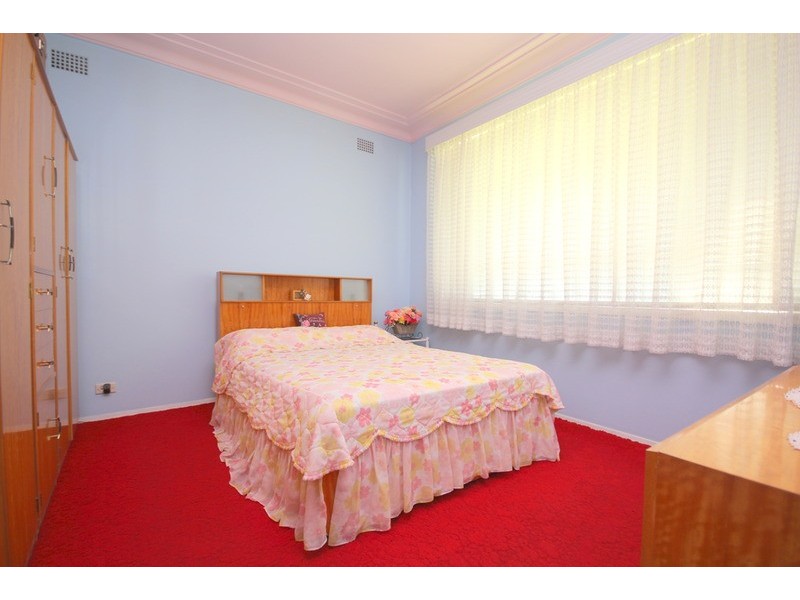 18 Greenway Parade, Revesby NSW 2212