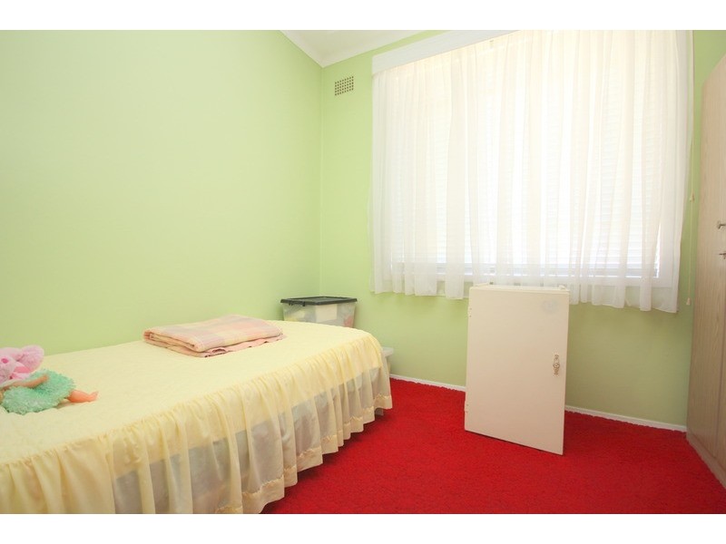 18 Greenway Parade, Revesby NSW 2212