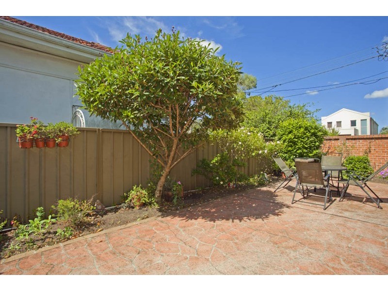 2/65 Chamberlain  Road, Padstow NSW 2211