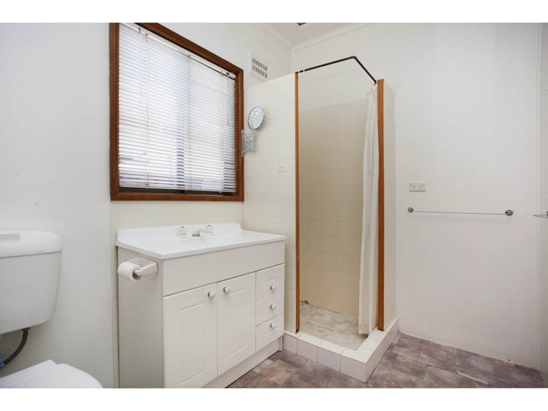 8 Hendy Street, Panania NSW 2213