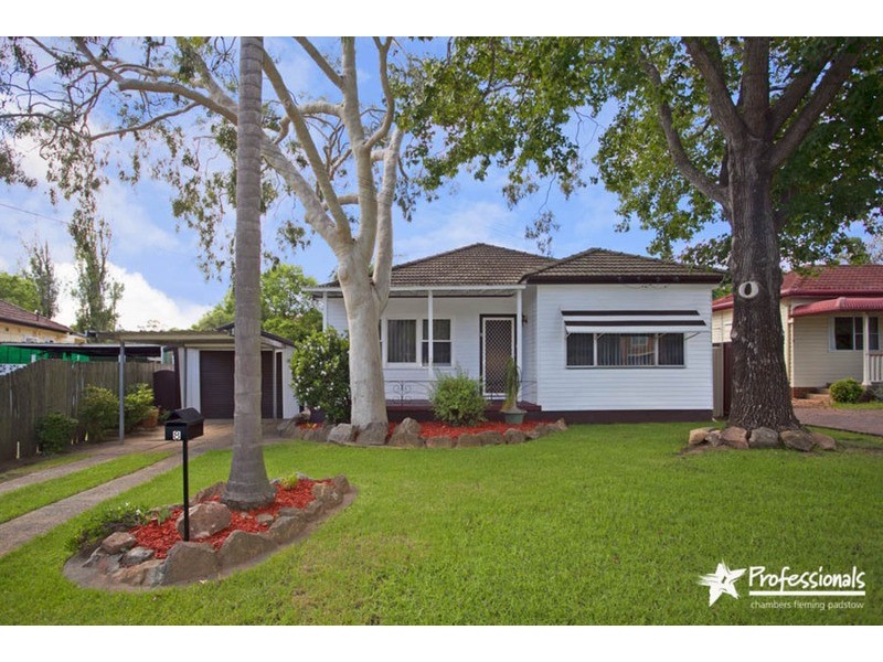 8 Hendy Street, Panania NSW 2213