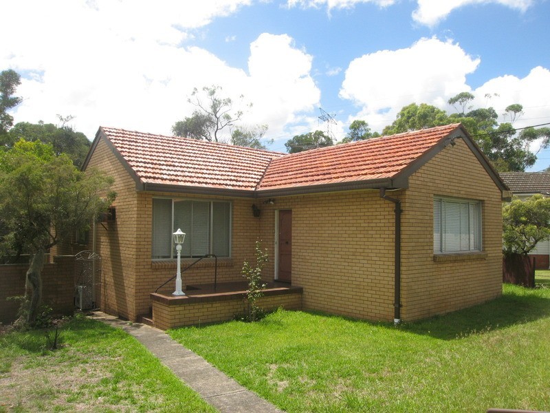 16 Tallawarra Avenue, Padstow NSW 2211